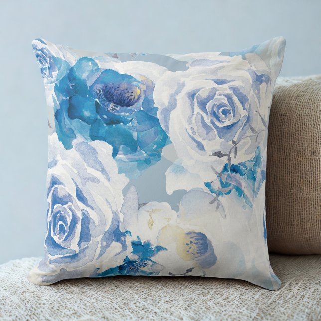 vintage, klassiskt vattenfärgsblommönster ro kudde (Skapare uppladdad)