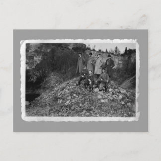 Vintage kort - WW2 manar på backe