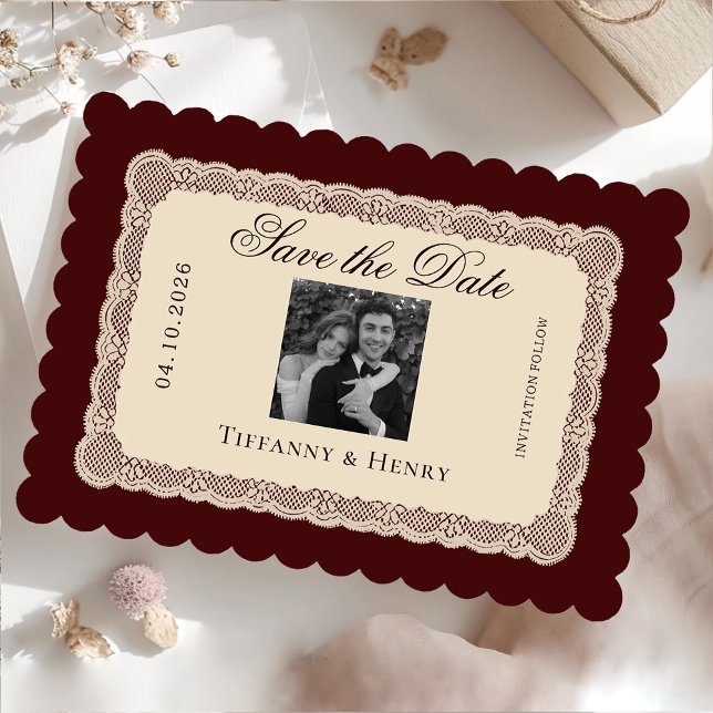 Vintage  Lace Burgundy Save the Date (Skapare uppladdad)