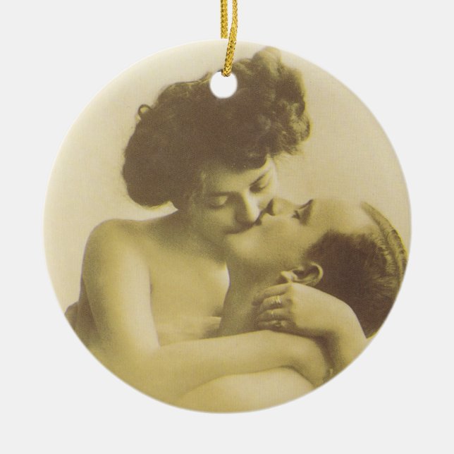 Vintage love couple kissing sepia illustration julgransprydnad keramik (Framsidan)