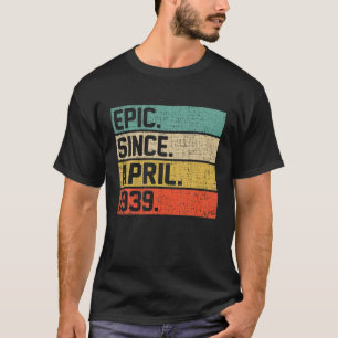 Vintage Manar Kvinnor 83RD födelsedag Epic Sedan  T Shirt