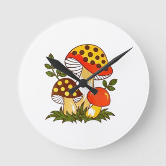 Vintage Merry Mushroom Rund Klocka