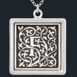 Vintage Monogram F Art nouveau Brev Silverpläterat Halsband<br><div class="desc">Art nouveau Brev - Monogram från rörelsen för konst och hantverk Denna brev är ett underbart, robust monogram som skapades 1901 och som publicerades i en uppsättning bokar. Monogrammet F är omgivet av ett underbart, handritat mönster, i hög grad i stil i mönster i art nouveau i stil vid den...</div>
