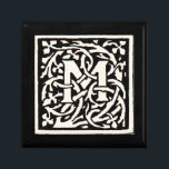 Vintage Monogram M Art nouveau Brev Minnesask<br><div class="desc">Art nouveau Brev - Monogram från rörelsen för konst och hantverk Denna brev M är ett underbart muggelmonogram M som skapades 1901 och som publicerades i en uppsättning bokar. Monogrammet M är omgivet av ett underbart, handritat mönster, i hög grad stil i art nouveau mönster i stil vid den tidpunkten,...</div>