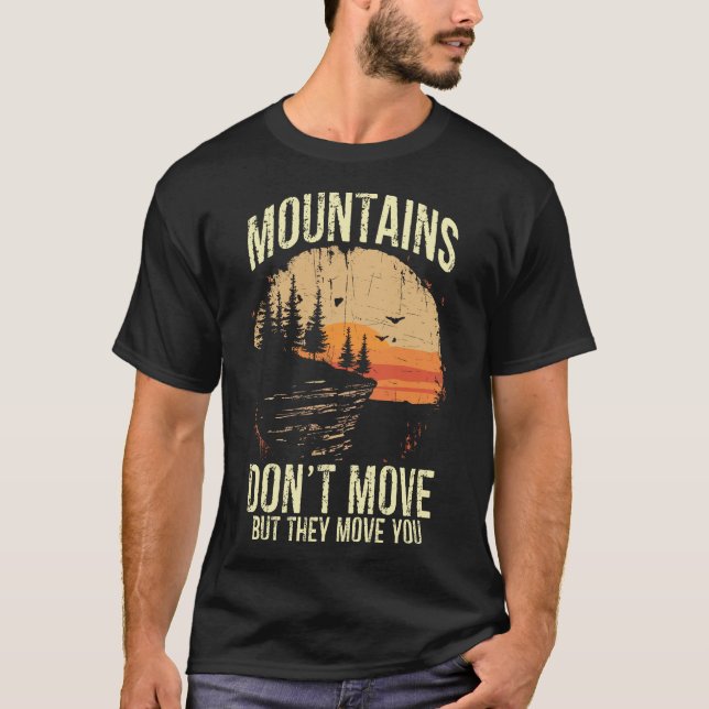 Vintage Mountains Retro Adventure T Shirt (Framsida)
