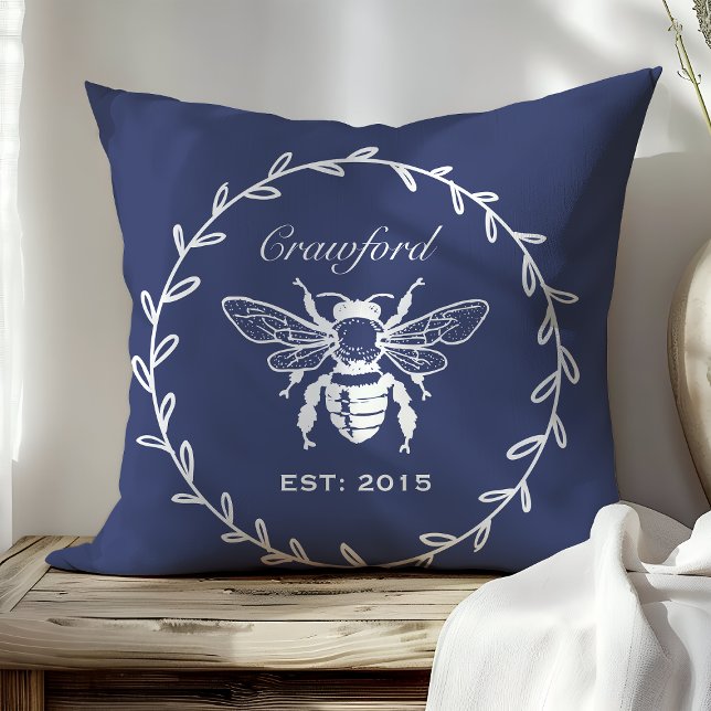 Vintage Navy Honey Bee Lagerhonung Binmonogram Kudde (Skapare uppladdad)