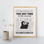 Vintage Newspaper Front Page Cover Photo Mantra Canvastryck<br><div class="desc">Ett foto som du kan lägga till ditt eget bild till på en förstasida i en vintage. Det finns fet rubriker med morgonmantran och bekräftelser som säger att du har har och att du är en bricka. Artikeln är också inspirerande och motiverande</div>