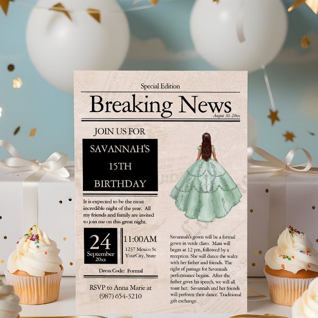 Vintage Newspaper Quinceañera Ljust grönt Inbjudningar (Skapare uppladdad)