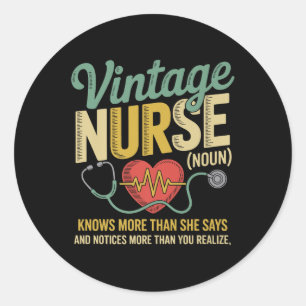 Vintage Noun vet mer än hon säger citat Runt Klistermärke