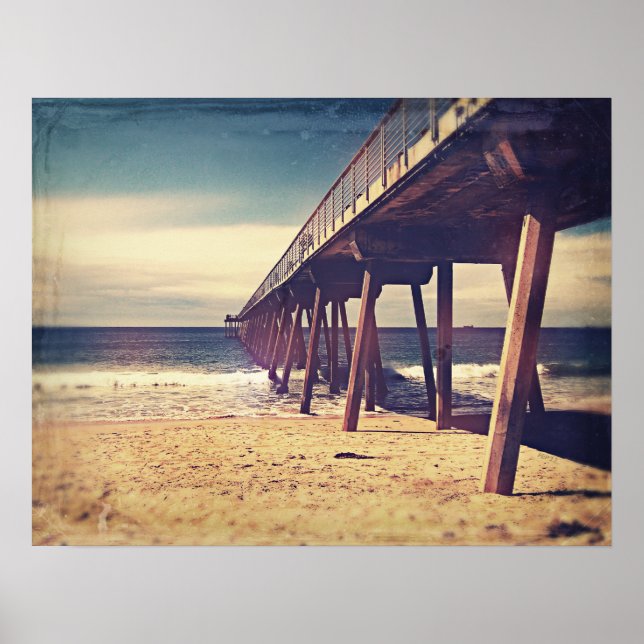 Vintage Ocean Pier Poster (Framsidan)
