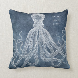 Vintage Octopus Twilight Blue Watercolor Quote Kudde