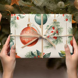 Vintage Ornamnet Presentpapper<br><div class="desc">Backa dina presenter i tidlös elegans med vår Vintage Ornament Wrapping Papper. Den här enastående designen ger dig en aning nostalgi och charm till din helgdag och till specialtillfället presenter.</div>
