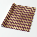 Vintage Paris Burgundy Red och Guld Diamond Presentpapper<br><div class="desc">Paris vintage grunge burgundy och guld diamanter mönster som slår pappert.</div>