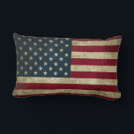 Vintage Patriotic Rustic Grunge USA American Flagg Lumbarkudde<br><div class="desc">Fira kärlek för USA med vår Vintage Patriotic Rustic Grunge American Flagga. Den här snyggtens kudde har en vackert stressad amerikansk flagga, perfekt för att lägga till en aning rustik charm till din hemskår. Den här kudden är gjord av material av hög kvalitet och ger både komfort och hållbarhet. Den...</div>