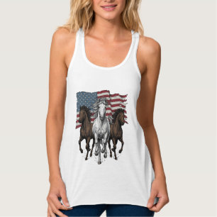 Vintage Patriotisk Flyttande Hästar Vektor Design_ Linne Med Racerback