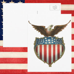 Vintage patriotism, stolt örn över amerikansk flag vykort