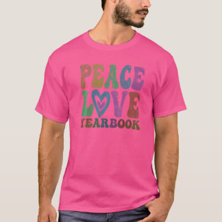 Vintage PEACE KÄRLEK YEARBOOK Retro Publikation Re T Shirt