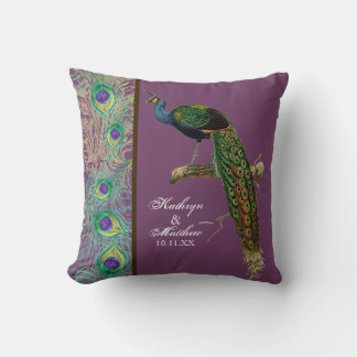 Vintage Peacock, Feathers n Etchings Decorative Kudde