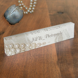 Vintage Pearls Elegant Akryl