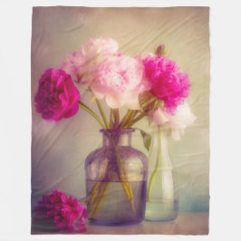 Vintage Peony Bouquet i Glass Vas Fleecefilt
