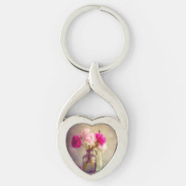 Vintage Peony Bouquet i Glass Vas Twisted Heart Silverfärgad Nyckelring