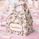 Vintage persikor och Rosa jaktblommor Presentaskar<br><div class="desc">Den här rutan med blommigt för utskrift av vintage är underbar för födelsedagar,  studenten,  bröllop och speciella tillfällen. Ändra enkelt meddelandet i avsnittet anpassningsbar.</div>