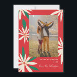 Vintage Poinsettias jul Photo Lodrät Julkort<br><div class="desc">Anpassa till hälsning eller julhelgens meddelande. Original ram av Becky Nimoy. Lägg till ett foto på baksidan eller ett meddelande. Mönster kan tas bort om så önskas</div>