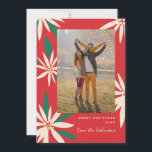 Vintage Poinsettias jul Photo Lodrät Julkort<br><div class="desc">Anpassa till hälsning eller julhelgens meddelande. Original ram av Becky Nimoy. Lägg till ett foto på baksidan eller ett meddelande. Mönster kan tas bort om så önskas</div>