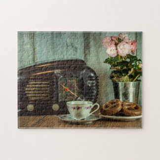 Vintage Radio Teacup Chokladdonuts Stilleben Pussel