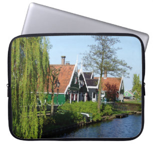 Vintage Red Grönt Zagan Schans Dutch Timber House Laptop Sleeve