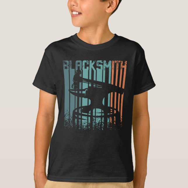 Vintage Retro Blacksmith T Shirt (Framsida)