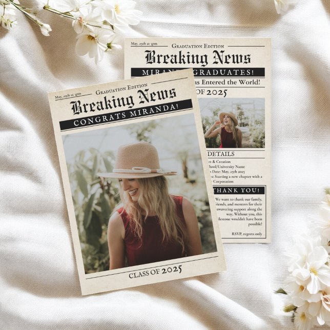 Vintage Retro Newspaper 3 Photos Studenten Meddelande (Vintage Retro Newspaper 3 Photos Graduation Announcement)