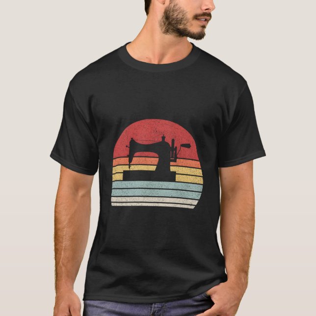 Vintage Retro Sewing Maskin T Shirt (Framsida)
