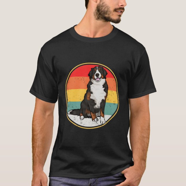 Vintage Retro Sunset Bernese Mountain Hund T Shirt (Framsida)
