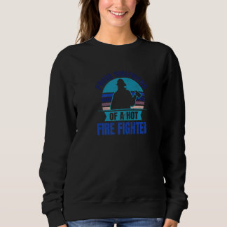 Vintage Retro Sunset Firefighter Girlkompis T Shirt