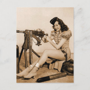Vintage Retro Women Maskin Gunner Girl Vykort