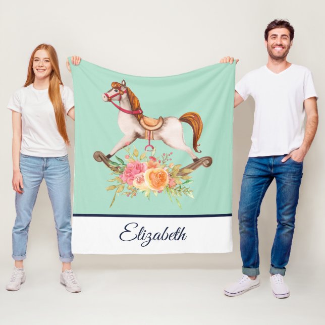 Vintage Rocking Horse med Blommigt Bouquet Fleecefilt (På plats)