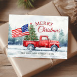 Vintage Röd jul Lastbil Julgran Flagga Helgkort<br><div class="desc">Vintagens röda jul i lastbil med ett julkort från Julgran och Amerika i flagga är ett festligt sätt att visa kärlek för Amerika och skicka önskemål till vänner och familj.</div>