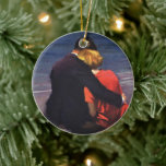 Vintage Romantic Kärlek, Romantik vid stranden Julgransprydnad Keramik<br><div class="desc">Vintage illustration av kärlek och romantik med ett engagerat pars kramande och gungande på en bänk på stranden med Kung Charles Spanska hund husdjur som väntar. Mannen och kvinnan är på en dejt och tittar på lugnen vågar i havet. Han har just föreslagit giftermål.</div>