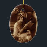 Vintage Romantic Music, Kärlek och Romantik Älskar Julgransprydnad Keramik<br><div class="desc">Ett gammaldags foto av vintage med kärlek och romantik med ett nyläst par som läser lakan musik tillsammans bredvid ett piano.</div>