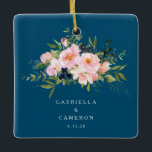 Vintage Romantiska Blommigtar i Blue Bröllop  Julgransprydnad Keramik<br><div class="desc">Personlig Vintage Romantiska Blommigtar i Blue Bröllop jul Ceramic Ornamic Ornament</div>