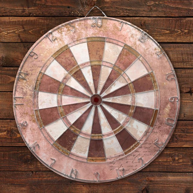 Vintage Rosa Rustik Darttavla (a rustic/steampunk style dartboard in pinks and browns)