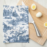 Vintage Rustic Farm Fransk Toile-Blue & White Kökshandduk<br><div class="desc">Den här vackra,  återskapade Fransken i vintage,  som är daterad runt 1780-talet,  har scener av ett roligt,  rustiskt jordbruk,  inklusive djur,  gamla ruiner,  stugor och bönder som arbetar och spelar i blått på vit bakgrund.</div>