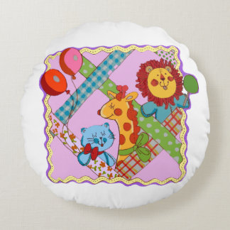 Vintage Safari Animals Round Pillow Rund Kudde
