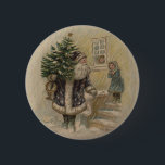 Vintage Santa Snö Julgran Knapp<br><div class="desc">En Snowy-jul - detta årsvinnande julkort är baserat på ett gammaldags vykort från slutet av 1800-talet,  som har en underbar gammal bild av tomten med Julgran.</div>