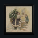 Vintage Santa Snö Julgran Minnesask<br><div class="desc">En Snowy-jul - detta årsvinnande julkort är baserat på ett gammaldags vykort från slutet av 1800-talet,  som har en underbar gammal bild av tomten med Julgran.</div>