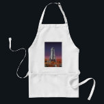Vintage Science fiction, Astronauts Beetle-Utomjor Förkläde<br><div class="desc">Vintagen illustrerar futuristiskans Science fiction färd och transport-raketskeppsbild. Astronauter som springer till sin raketfrakt och rymmer från skalformade utomjordingar på en främmande planet och försöker ta sig tillbaka från jorden. En klassisk 50-sekundersmodell för bok-sci-i-tecknad i framtiden.</div>