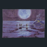 Vintage Science fiction Earth Rover-Utomjordingar  Kökshandduk<br><div class="desc">utomjordingar för futuristiska av vintage och robotar i science fiction med en klassisk 50-sekundersdesign för tecknad i bok. Retro sci fi-design med främmande astronauter på en främmande planet med rymden fordon, lunar eller måne och tittar upp på jorden och rymden och väver. En mörk himlar med ljusa stjärnor och planeter....</div>