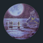 Vintage Science fiction Earth Rover-Utomjordingar  Magnet<br><div class="desc">utomjordingar för futuristiska av vintage och robotar i science fiction med en klassisk 50-sekundersdesign för tecknad i bok. Retro sci fi-design med främmande astronauter på en främmande planet med rymden fordon, lunar eller måne och tittar upp på jorden och rymden och väver. En mörk himlar med ljusa stjärnor och planeter....</div>