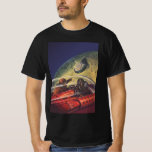 Vintage Science fiction, Futuristiska City på Måne Tee Shirt<br><div class="desc">Bilden av vintagens illustration och transport science fiction med en klassisk tecknad-reflexbild av rymden och planetbild av astronauter eller utomjordingar som färdas i ett rymdskepp som flyger över en futuristiska metropolis på bok.</div>
